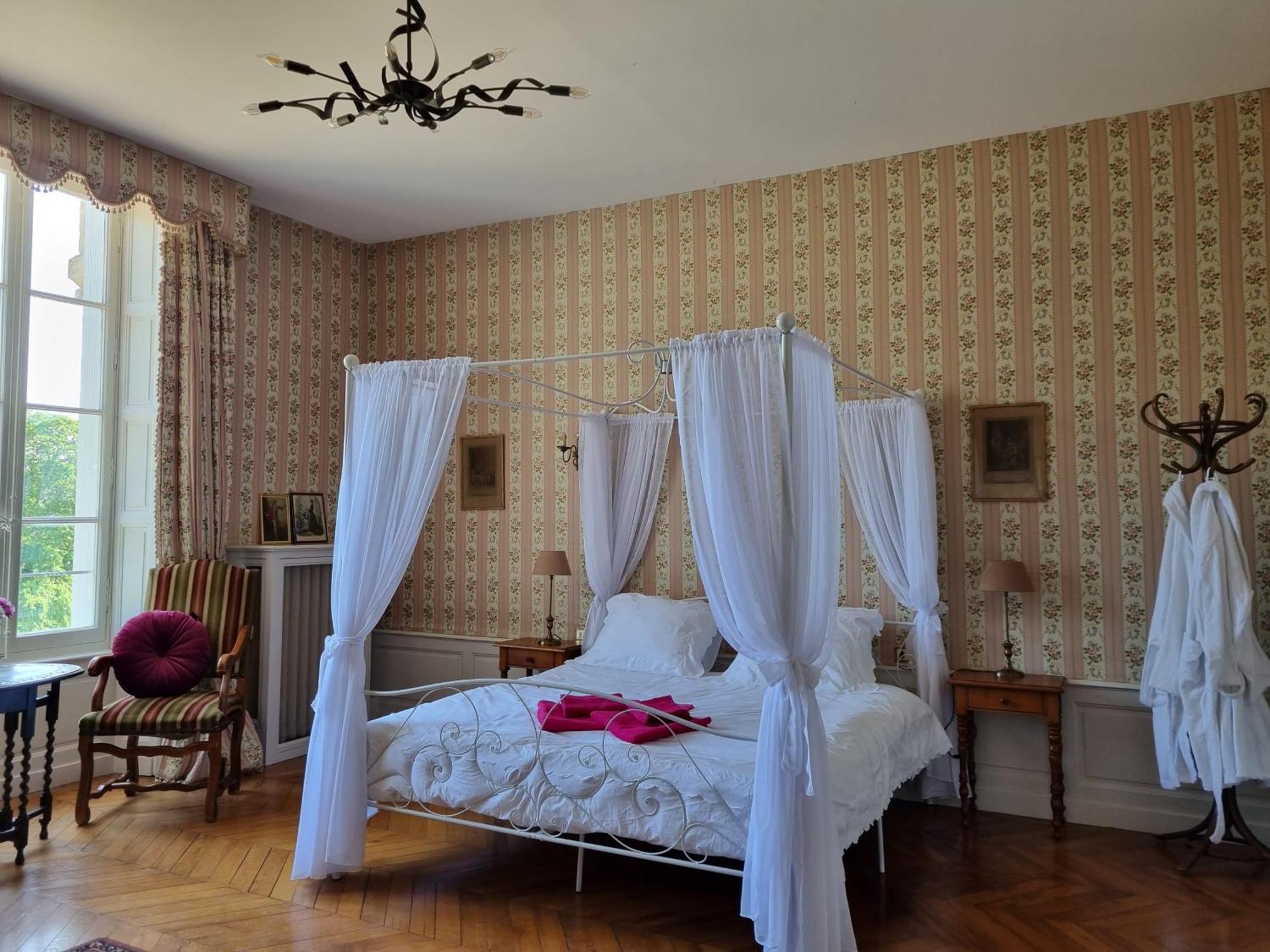Chateau Le Plessis Semelay Номер фото